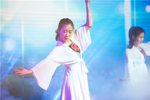 20170103131201124.jpg _DX15075.jpg